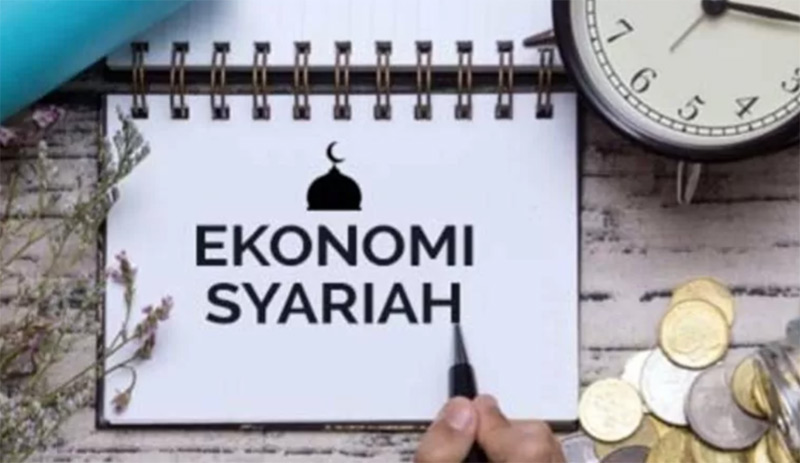 Ekonomi Syariah adalah Ekonomi Kerakyatan Ekonomi Syariah adalah Ekonomi Kerakyatan
