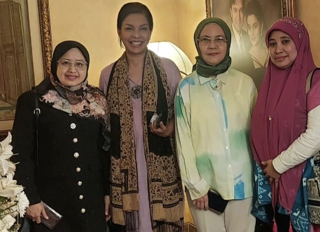 Takziah untuk Almarhumah Hj. Marissa Haque: Kenangan, Keikhlasan, dan Doa Takziah untuk Almarhumah Hj. Marissa Haque: Kenangan, Keikhlasan, dan Doa